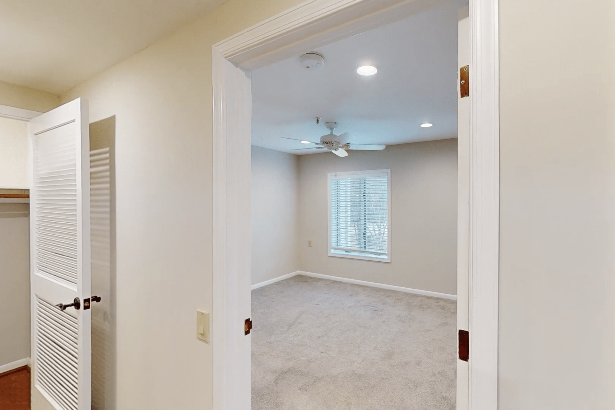 Franklinia Apartment