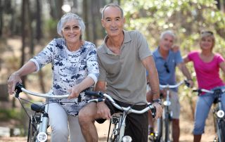 couples on double date riding bikes