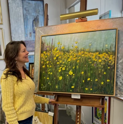 Lara Kelly with painting