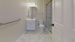 Elm Studio 214 Bathroom